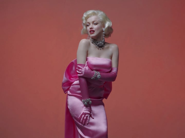 Gentlemen Prefer Blondes Marilyn Monroe 1/3 Scale Ultra-Realistic Statue