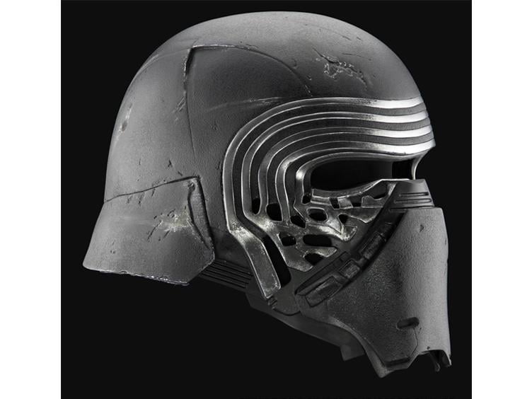 Star Wars Premier Line Kylo Ren (The Force Awakens) 1:1 Scale Wearable Helmet Gallery Image 4