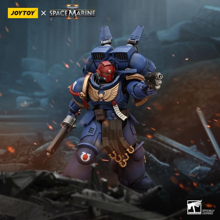 Warhammer 40,000: Space Marine 2 Ultramarines Sergeant Gadriel 1/18 Scale Action Figure Gallery Image 8