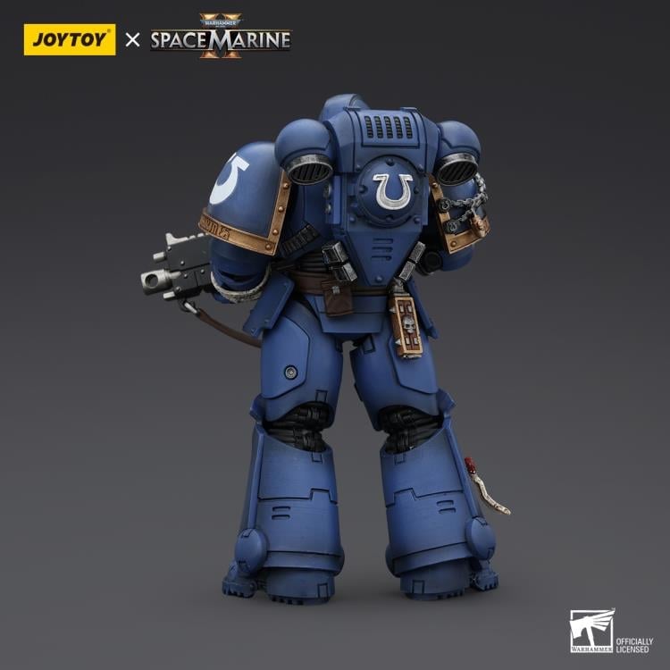 Warhammer 40,000: Space Marine 2 Ultramarines Brother Chairon 1/18 Scale Action Figure Gallery Image 4
