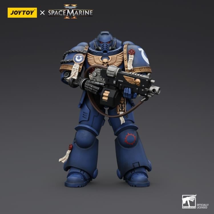 Warhammer 40,000: Space Marine 2 Ultramarines Brother Chairon 1/18 Scale Action Figure Gallery Image 3