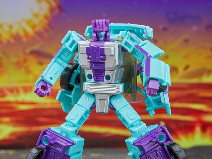Transformers: Legacy United Deluxe Class G2 Universe Breakdown Action Figure Gallery Image 1