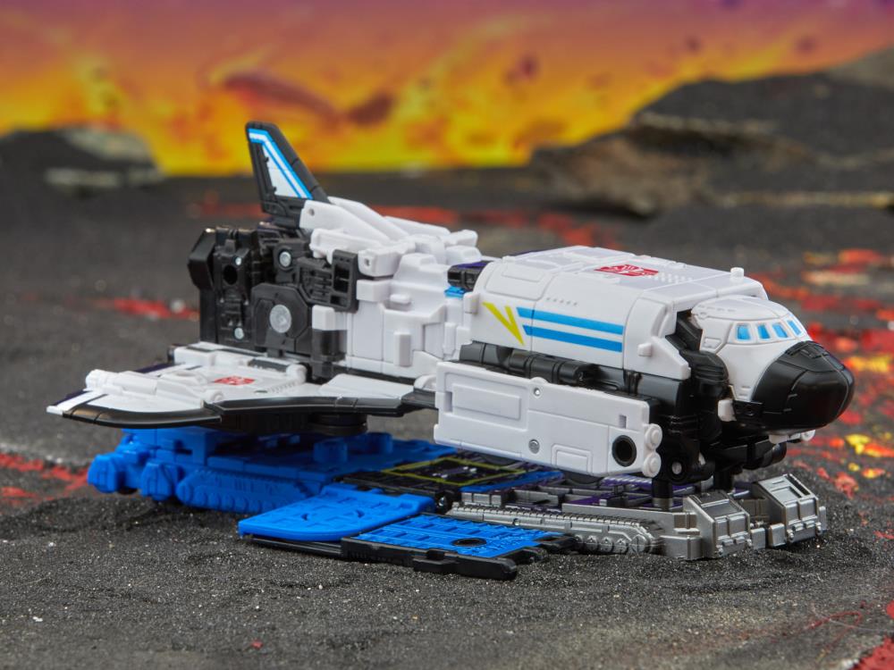 Transformers: Legacy United Leader Class Galaxy Shuttle Action Figure Gallery Image 16
