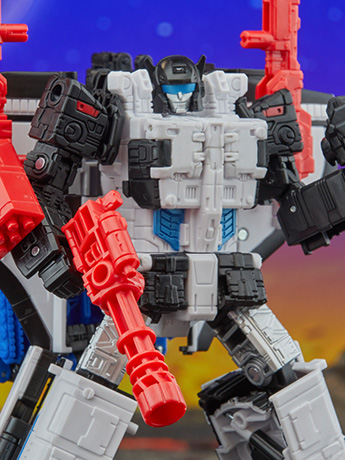 Transformers: Legacy United Leader Class Galaxy Shuttle Action Figure Gallery Image 2
