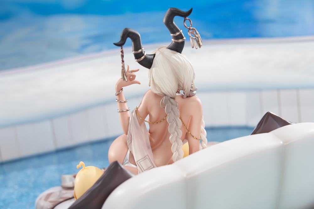 Azur Lane Owari (Shimmering Forsythia) 1/7 Scale Figure (With Bonus) Gallery Image 6