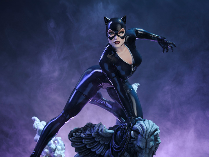 DC Comics Catwoman 1/6 Scale Maquette Gallery Image 1