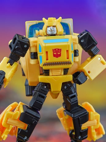 Transformers: Legacy United Deluxe Class Origin Bumblebee Gallery Image 2