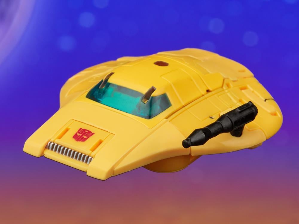 Transformers: Legacy United Deluxe Class Origin Bumblebee Gallery Image 8