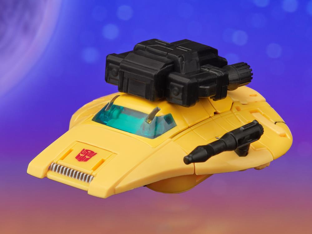 Transformers: Legacy United Deluxe Class Origin Bumblebee Gallery Image 10