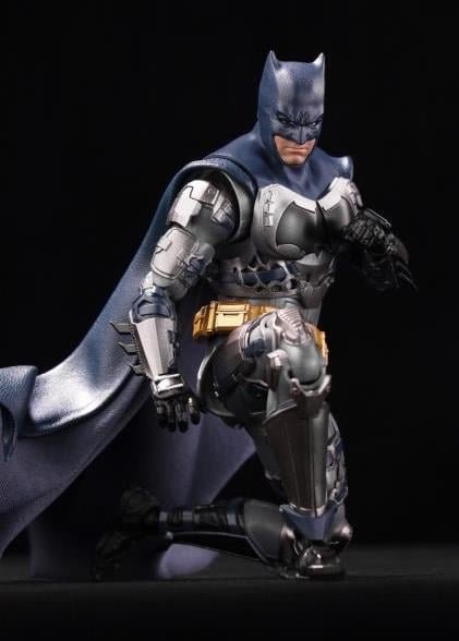 The Flash (2023) Batman 1/12 Scale Model Kit Gallery Image 9