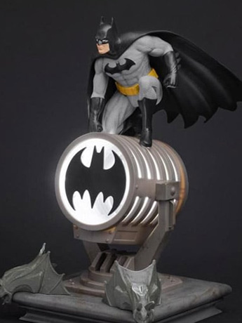 DC Comics Batman Figurine Light Gallery Image 2