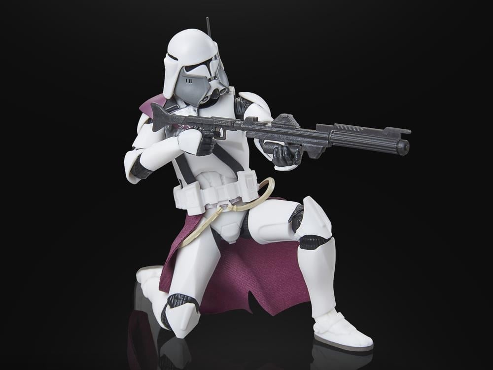 Star Wars: The Black Series 6" Clone Commander Bacara (Revenge of the Sith) Action Figure Gallery Image 9