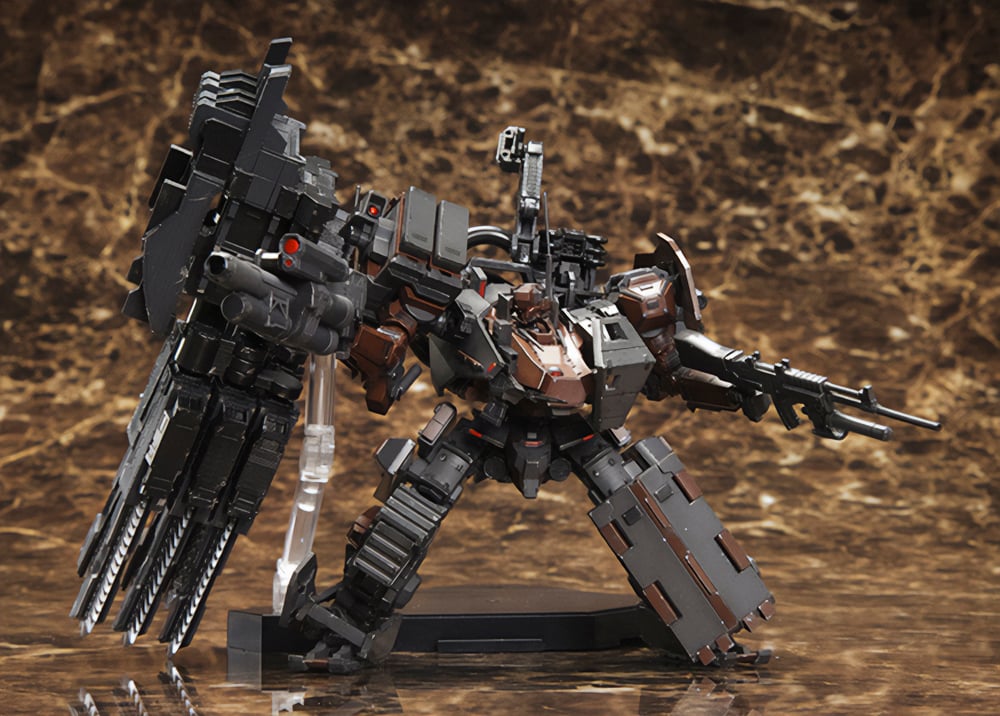 Armored Core V Variable Infinity UCR-10/A Vengeance Model Kit (Reissue) Gallery Image 9