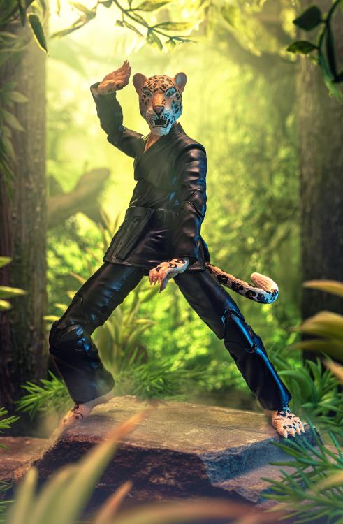 Zoo Jitsu Fighters Jairo the Jaguar (Black Gi) Action Figure Gallery Image 3