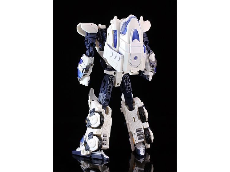 Reformatted R-11 Seraphicus Prominon Core Figure Gallery Image 3