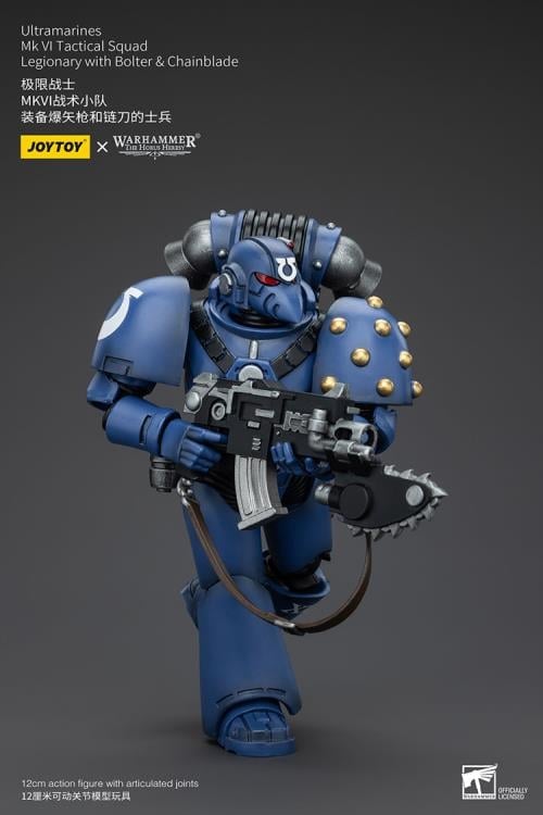 Warhammer: The Horus Heresy Ultramarines MKVI Tactical Squad Legionary with Bolter and Chainblade 1/18 Scale Action Figure Gallery Image 5