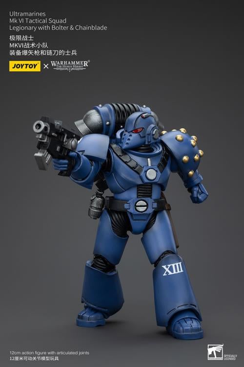 Warhammer: The Horus Heresy Ultramarines MKVI Tactical Squad Legionary with Bolter and Chainblade 1/18 Scale Action Figure Gallery Image 8