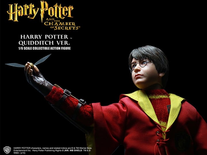 Harry Potter and the Chamber of Secrets Harry Potter (Quidditch Uniform) 1/6 Scale Figure Gallery Image 1