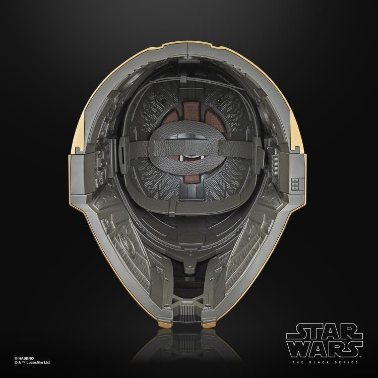 Star Wars: The Black Series The Armorer 1:1 Scale Wearable Electronic Helmet Gallery Image 7