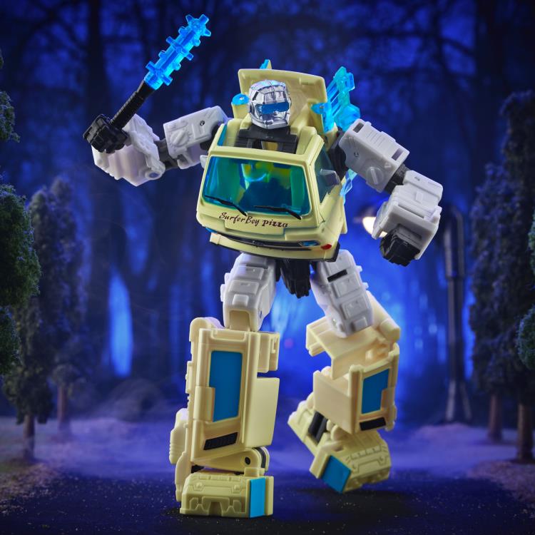 Transformers Collaborative Stranger Things x Transformers Code Red Gallery Image 5