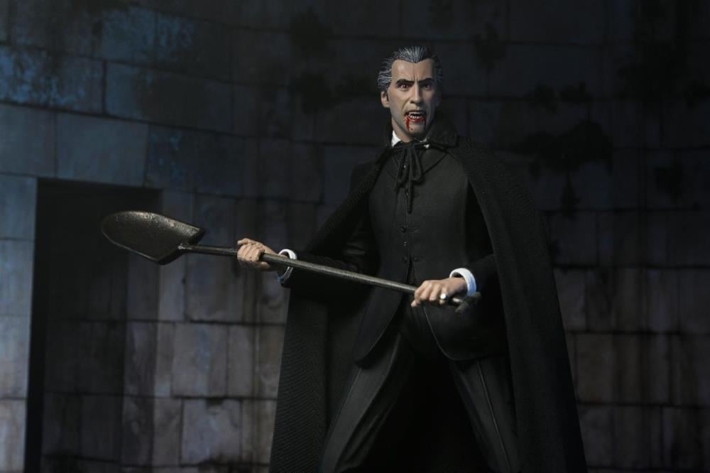 Horror of Dracula Ultimate Count Dracula Action Figure Gallery Image 10