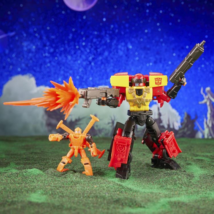 Transformers: Legacy Evolution Armada Universe Powerlinx Hot Shot and Jolt Exclusive Action Figure Set Gallery Image 6