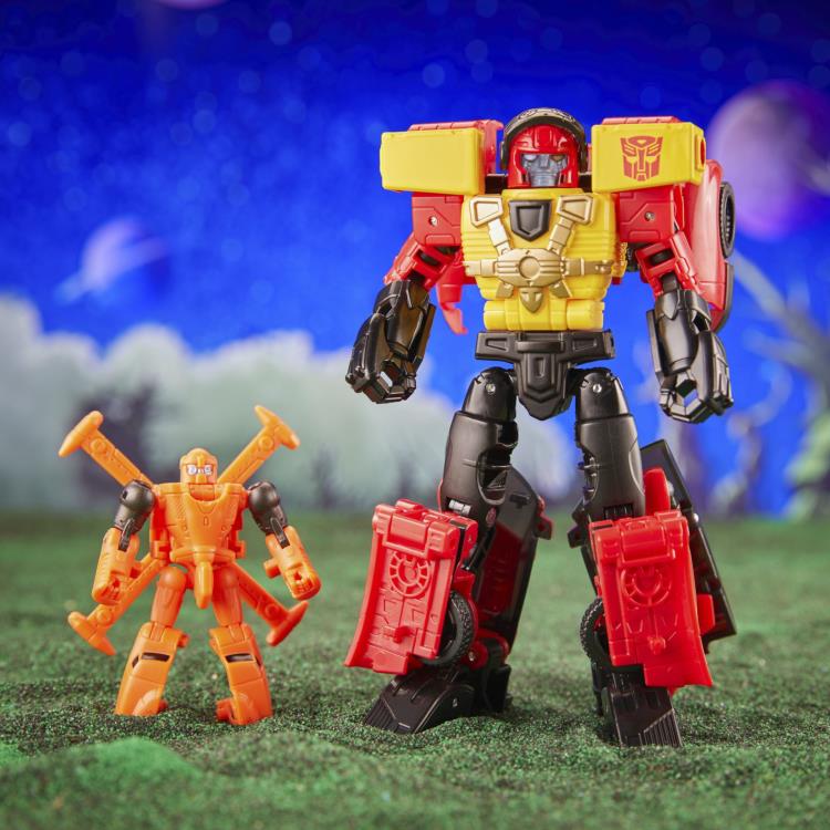Transformers: Legacy Evolution Armada Universe Powerlinx Hot Shot and Jolt Exclusive Action Figure Set Gallery Image 7
