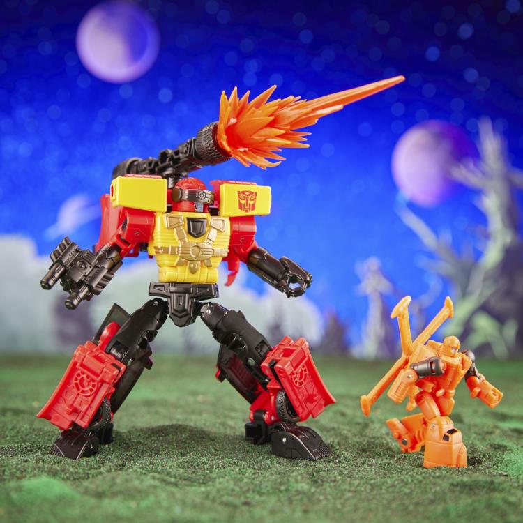 Transformers: Legacy Evolution Armada Universe Powerlinx Hot Shot and Jolt Exclusive Action Figure Set Gallery Image 4