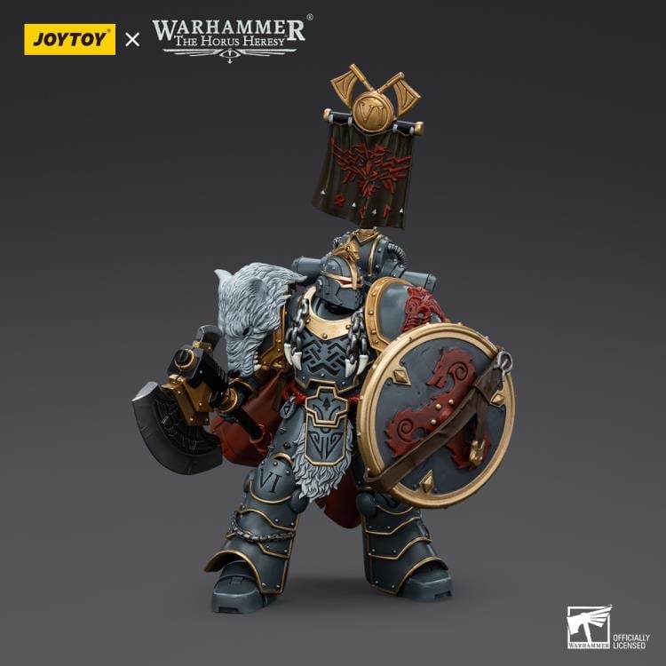Warhammer: The Horus Heresy Space Wolves Legion Praetor with Power Axe and Combat Shield 1/18 Scale Action Figure Gallery Image 6