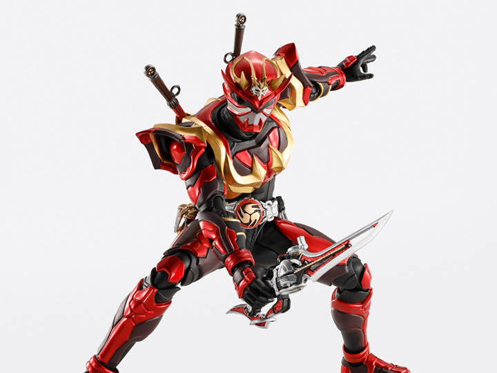 Kamen Rider Hibiki S.H.Figuarts -Shinkocchou Seihou- Kamen Rider Armed Hibiki Action Figure Gallery Image 1