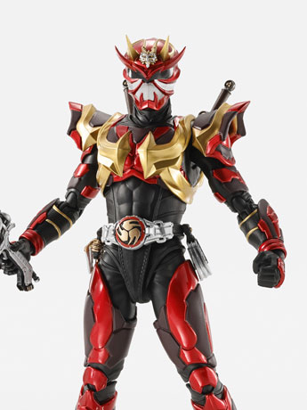 Kamen Rider Hibiki S.H.Figuarts -Shinkocchou Seihou- Kamen Rider Armed Hibiki Action Figure Gallery Image 2