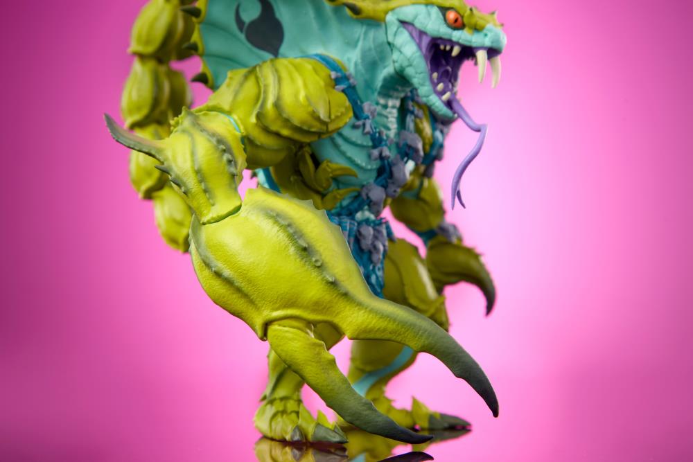 MONSTORS Sting-Cobra Action Figure Gallery Image 9