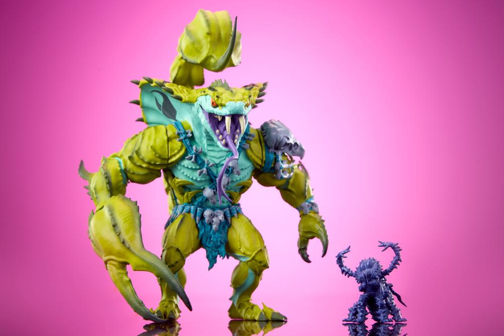 MONSTORS Sting-Cobra Action Figure Gallery Image 5