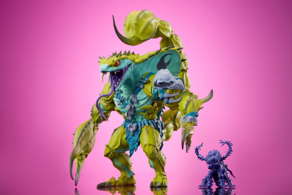 MONSTORS Sting-Cobra Action Figure Gallery Image 4