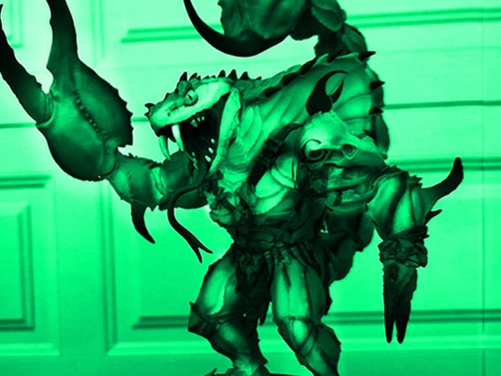 MONSTORS Sting-Cobra (Glow-in-the-Dark Variant) Action Figure Gallery Image 1