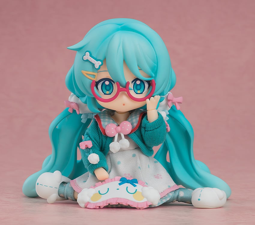 Vocaloid Nendoroid Doll Miku Hatsune (Loungewear Outfit Ver.) Gallery Image 5