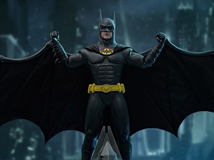 Batman Returns MMS769 Batman 1/6th Scale Collectible Figure