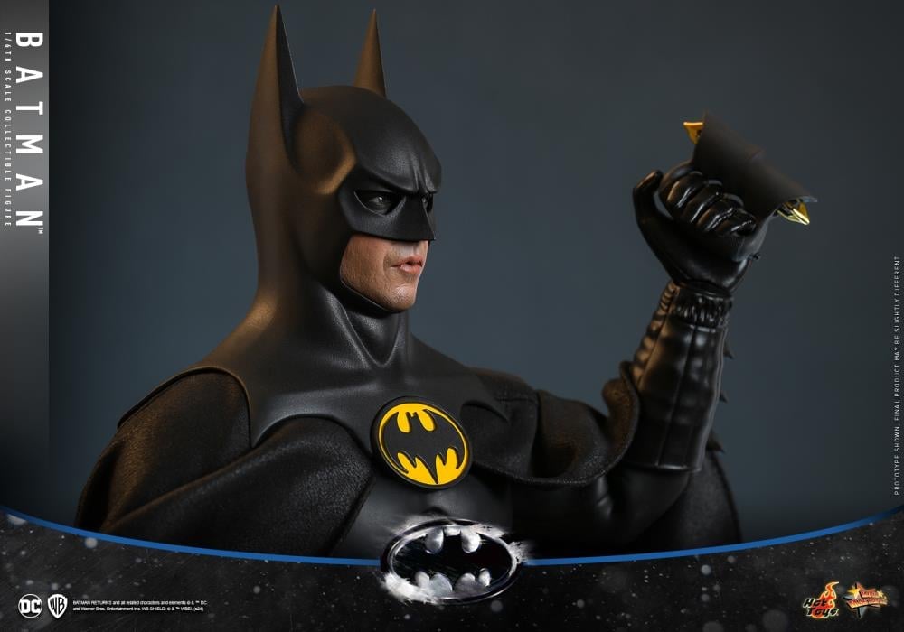 Batman Returns MMS769 Batman 1/6th Scale Collectible Figure