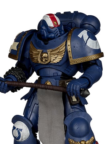 Warhammer 40,000: Space Marine 2 Ultramarines Lieutenant Titus Action Figure Gallery Image 2