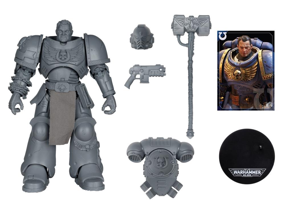 Warhammer 40,000: Space Marine 2 Ultramarines Lieutenant Titus (Artist Proof) Action Figure Gallery Image 7