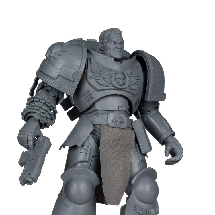 Warhammer 40,000: Space Marine 2 Ultramarines Lieutenant Titus (Artist Proof) Action Figure Gallery Image 6