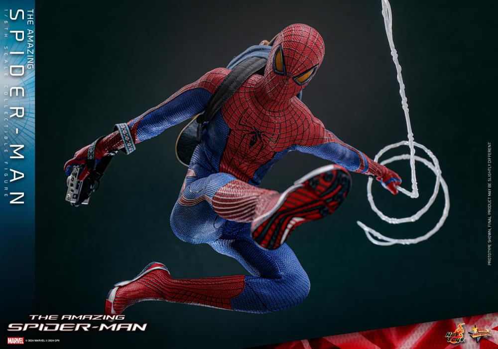 The Amazing Spider-Man MMS771 Spider-Man 1/6th Scale Collectible Figure Gallery Image 7
