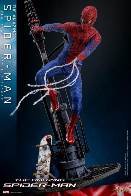The Amazing Spider-Man MMS771 Spider-Man 1/6th Scale Collectible Figure Gallery Image 14