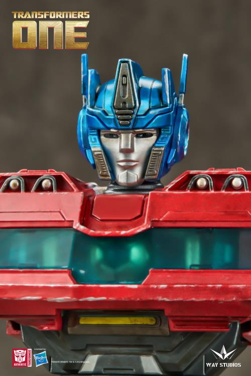 Transformers: One Optimus Prime (Final Form) Limited Edition Figure Gallery Image 7