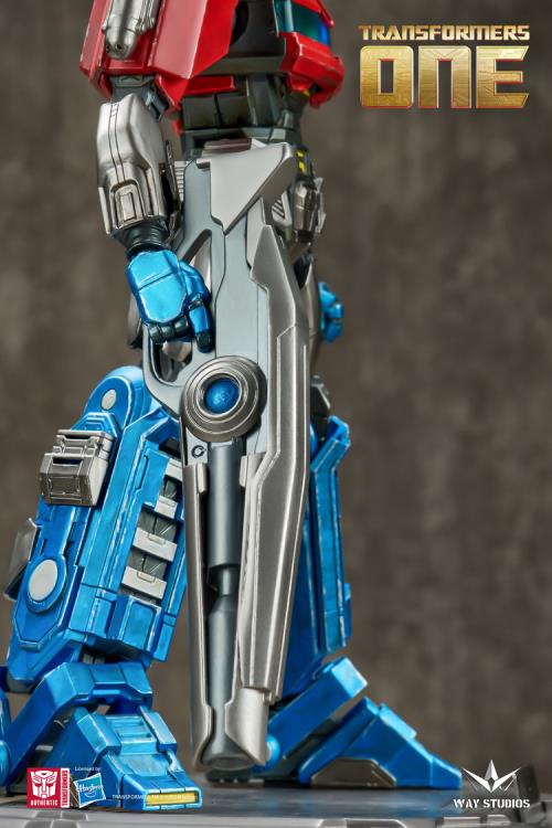 Transformers: One Optimus Prime (Final Form) Limited Edition Figure Gallery Image 8
