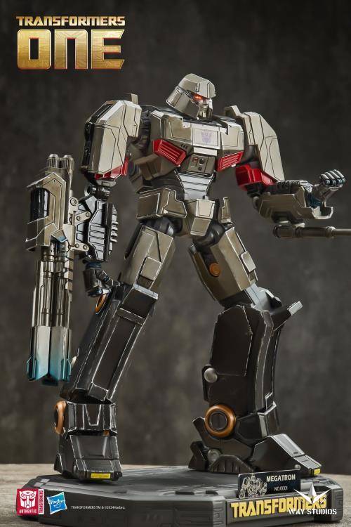Transformers: One Megatron (Final Form) Limited Edition Figure Gallery Image 4