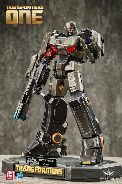 Transformers: One Megatron (Final Form) Limited Edition Figure Gallery Image 3