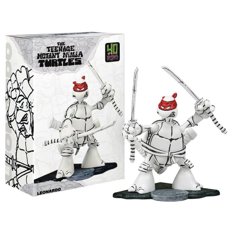 Teenage Mutant Ninja Turtles 40th Anniversary PX Previews Black & White Original Sketch Leonardo Exclusive Figure Gallery Image 8