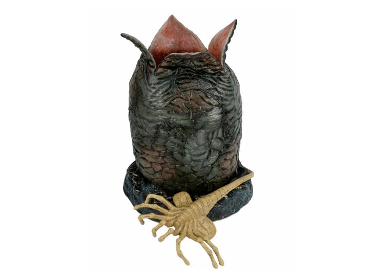 Aliens Life Size Egg & Facehugger Foam & Latex Prop Replica Gallery Image 1