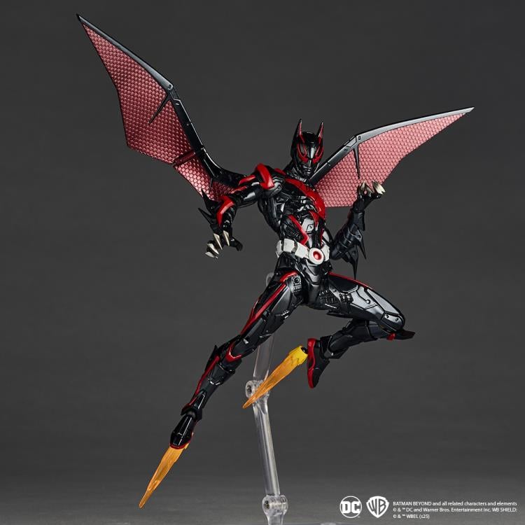 Batman Beyond Amazing Yamaguchi Revoltech NR066 Batman Action Figure Gallery Image 5